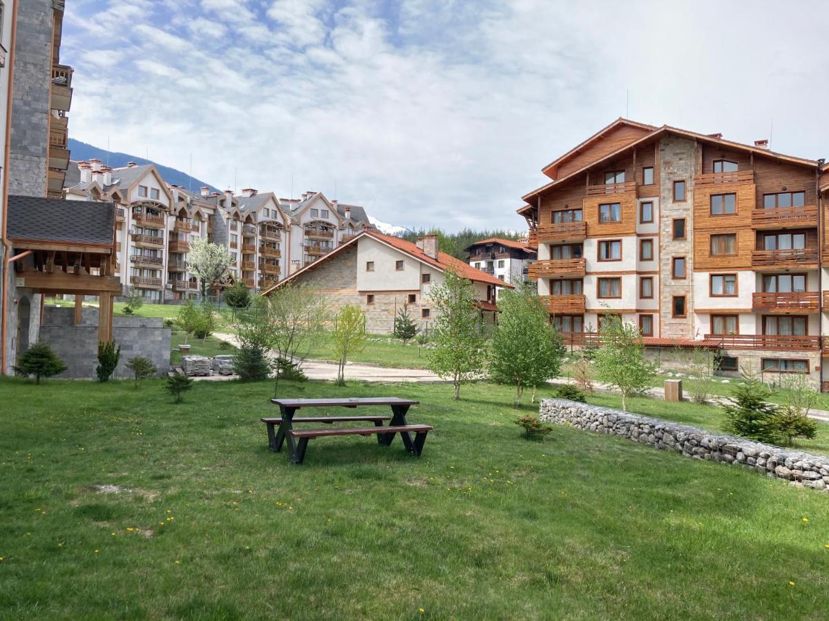 Mirabell Apartment Bansko - Mountain View & Fireplace Esterno foto