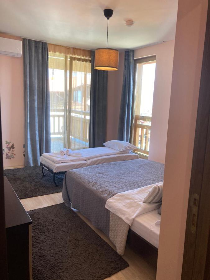 Mirabell Apartment Bansko - Mountain View & Fireplace Esterno foto